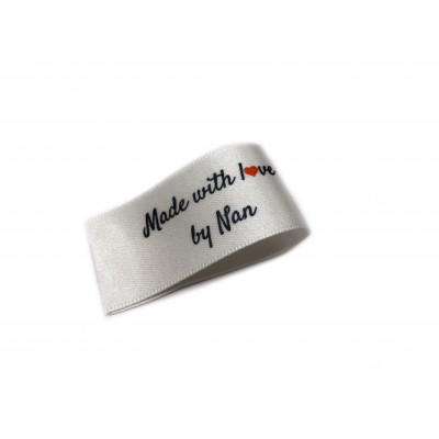 Made with love by Nan labels large fold - 16, 32 or 48 pack